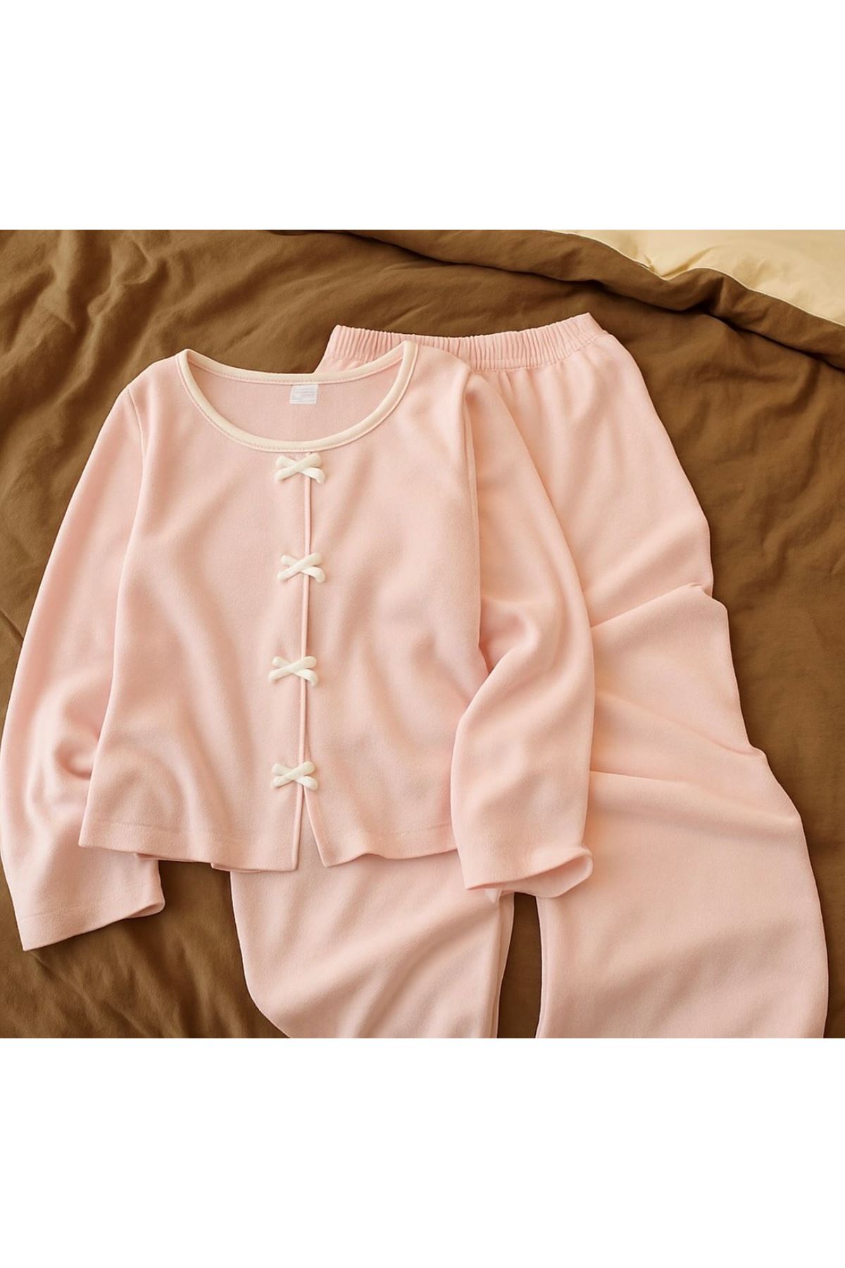 ملابس نسائية صيفية تراك  