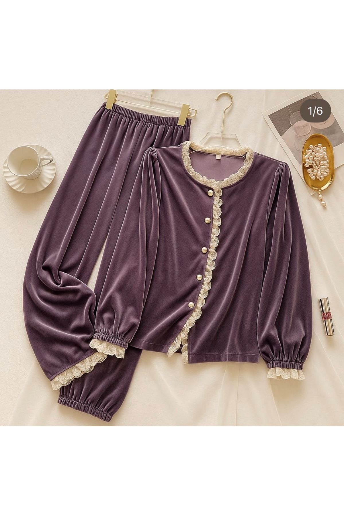 ملابس نسائية شتوية تراك