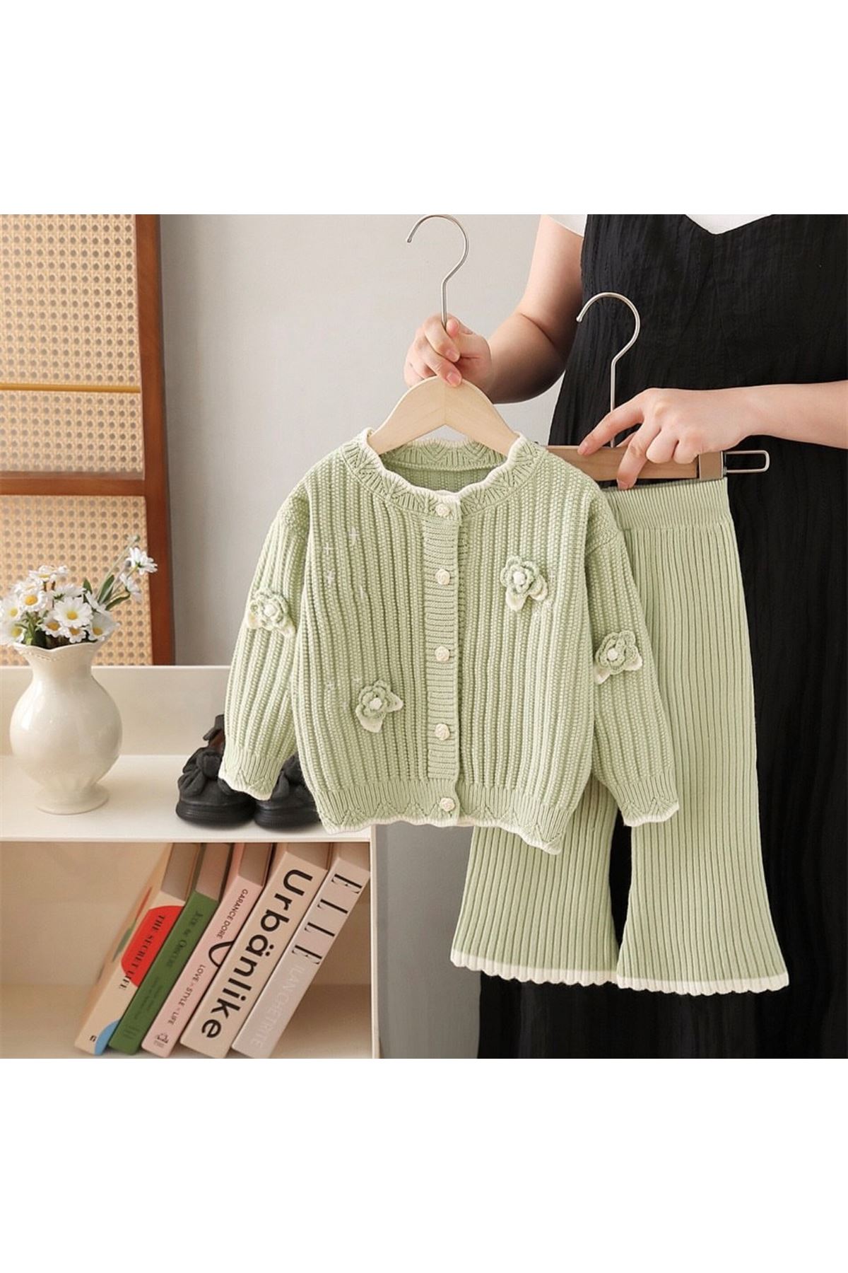 طفل بنت شتوية قاط