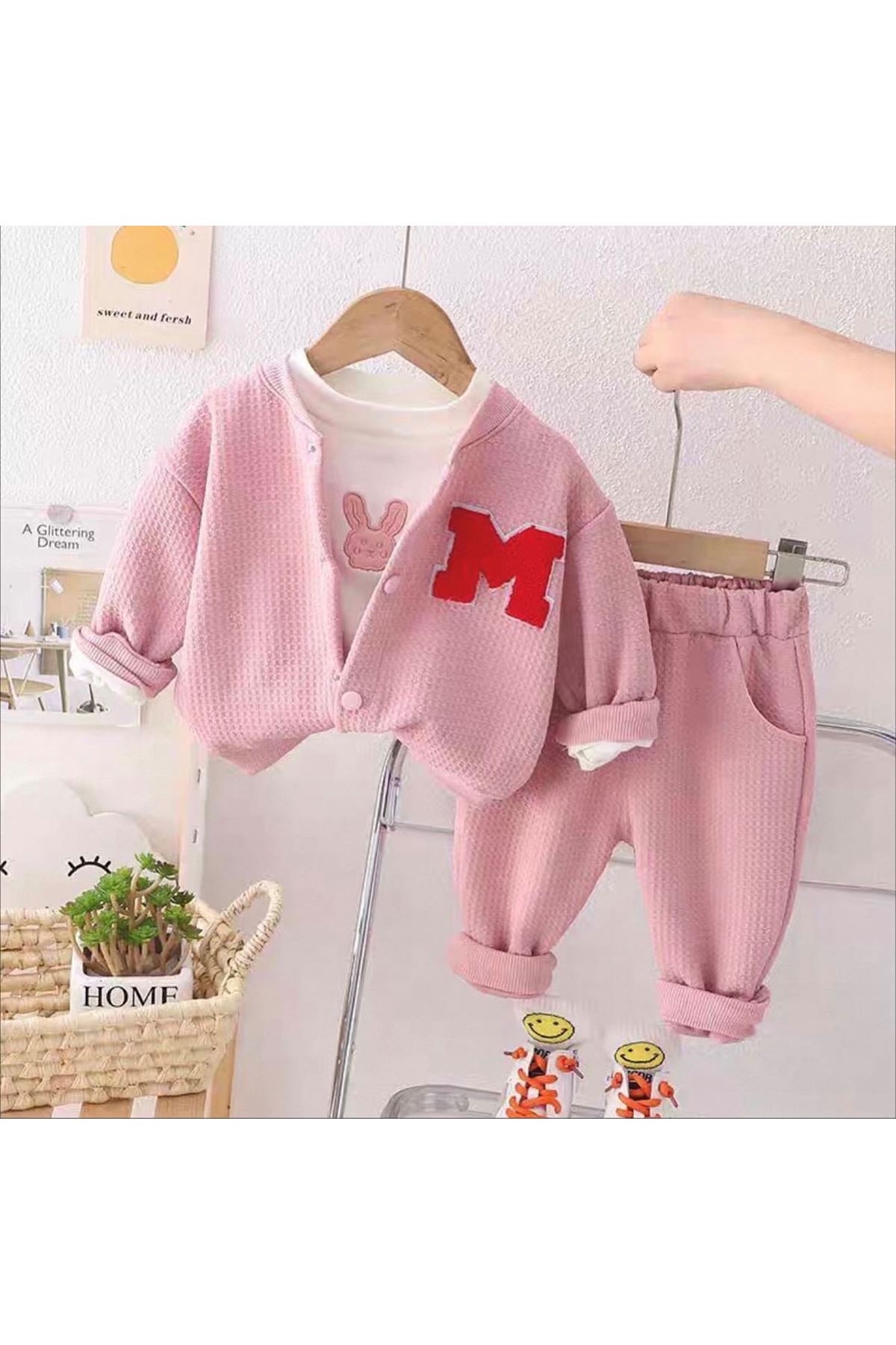 طفل بنت شتوية تراك