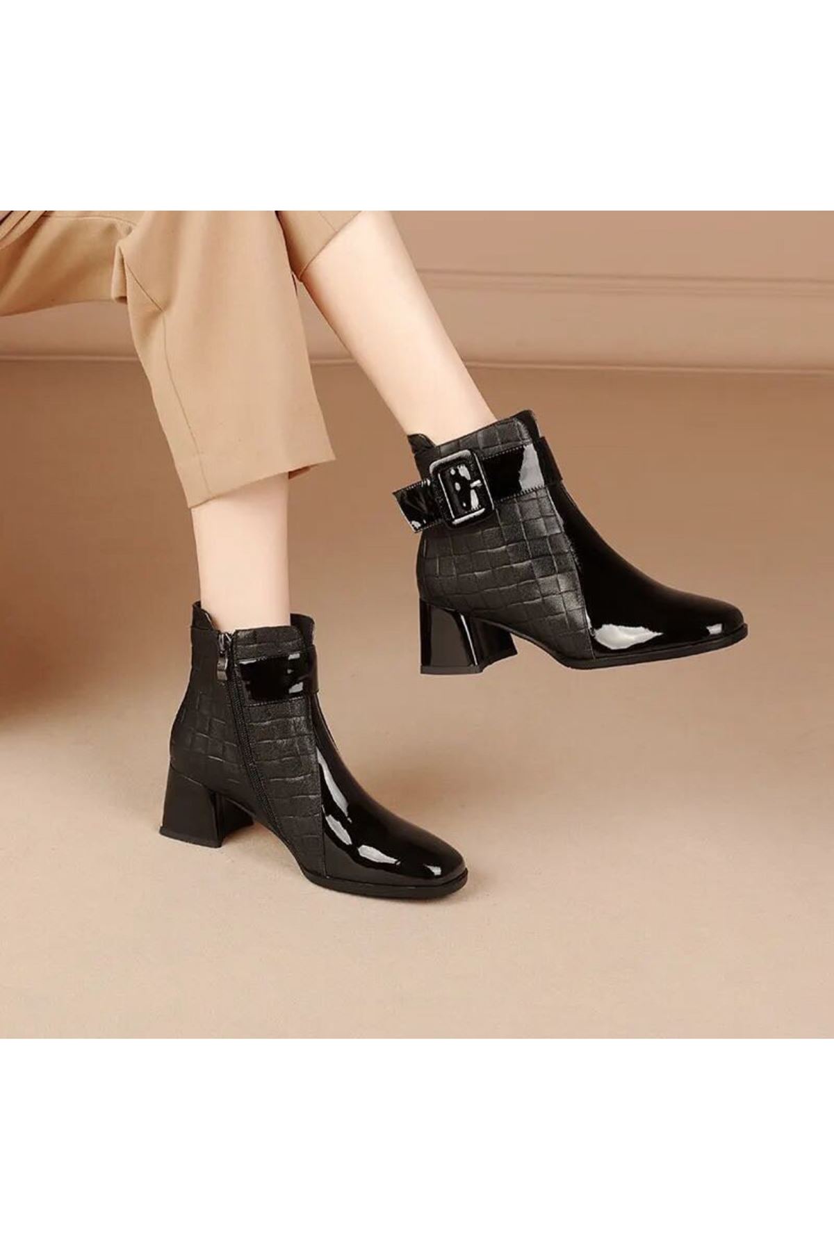 أحذية نسائية شتوية بوت قصير كعب