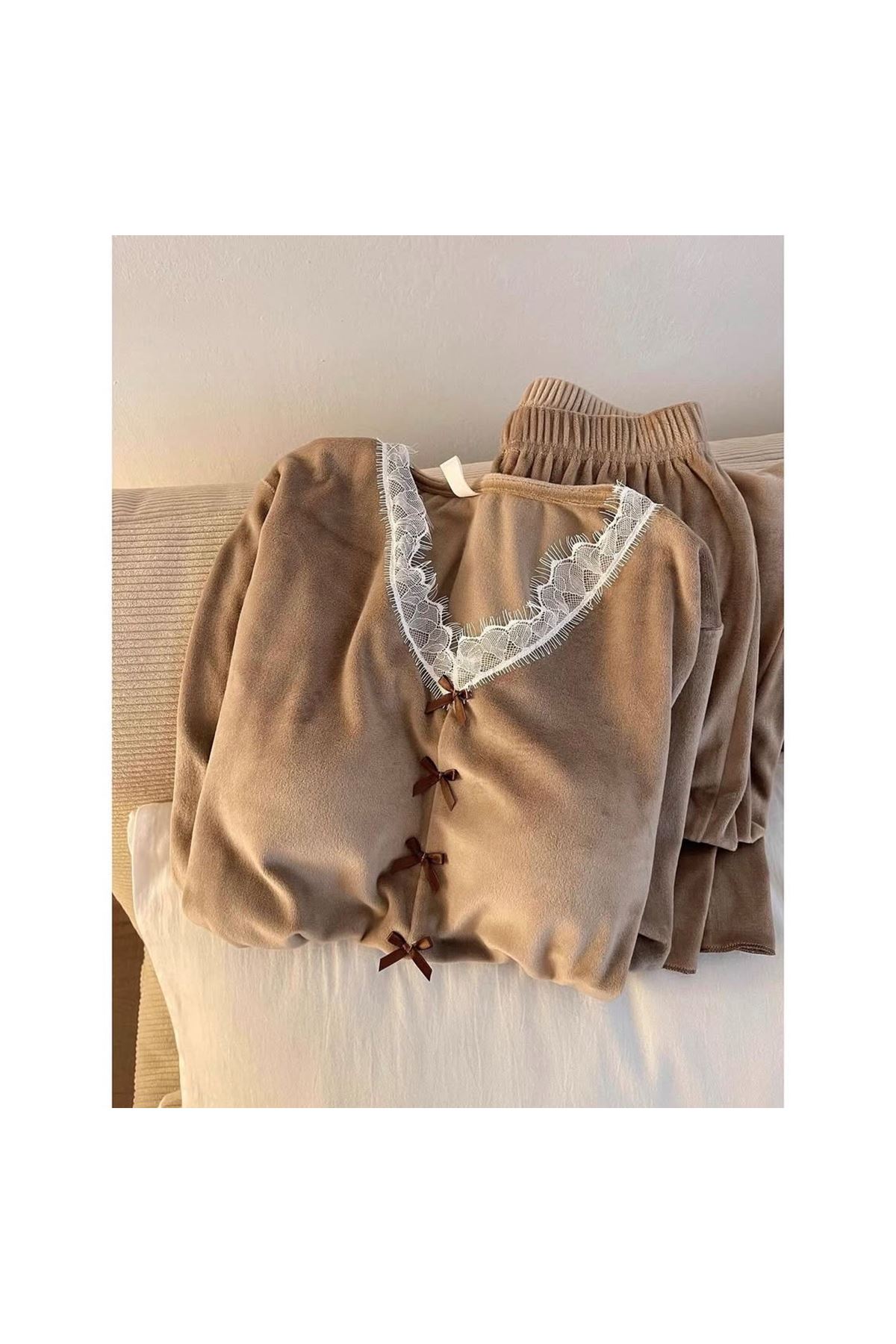 ملابس نسائية شتوية تراك