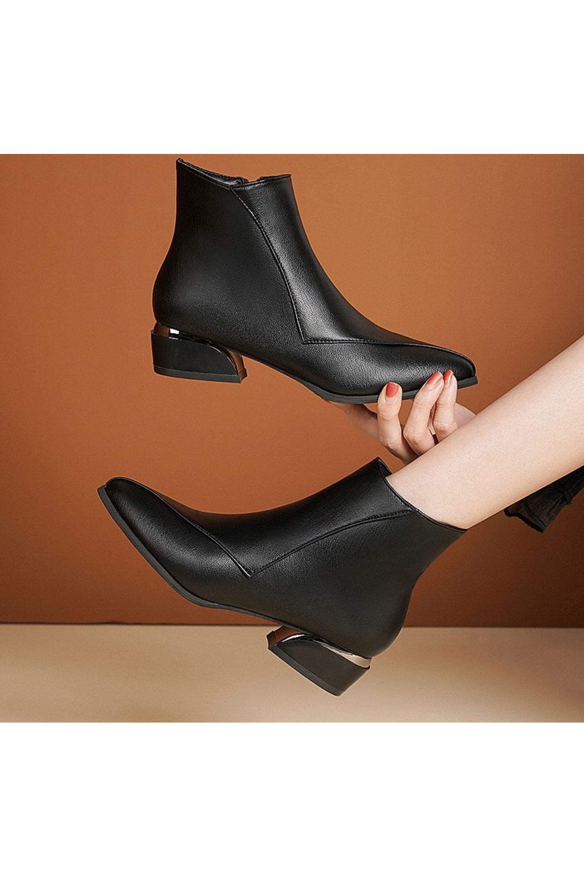 احذية نسائية شتوية بوت قصير فلات