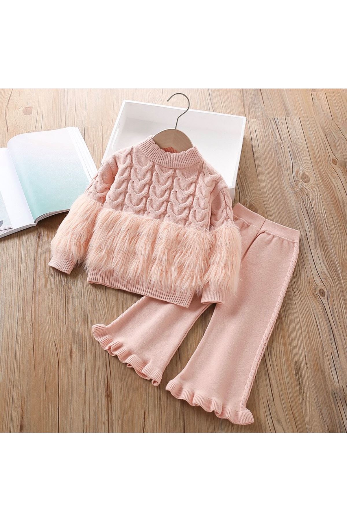 طفل بنت شتوية قاط