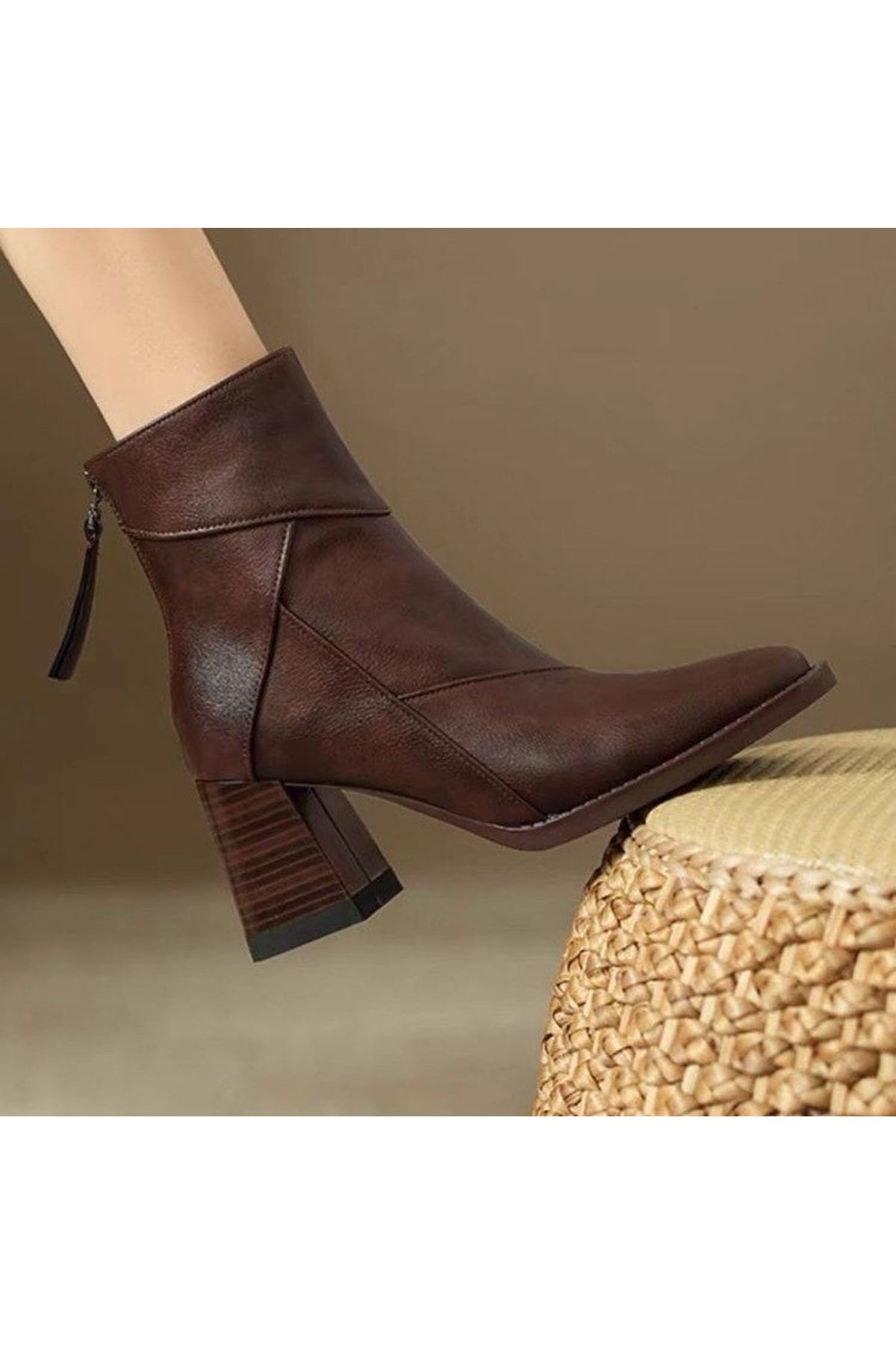 ‎الأحذية النسائية الشتوية بوت قصير كعب