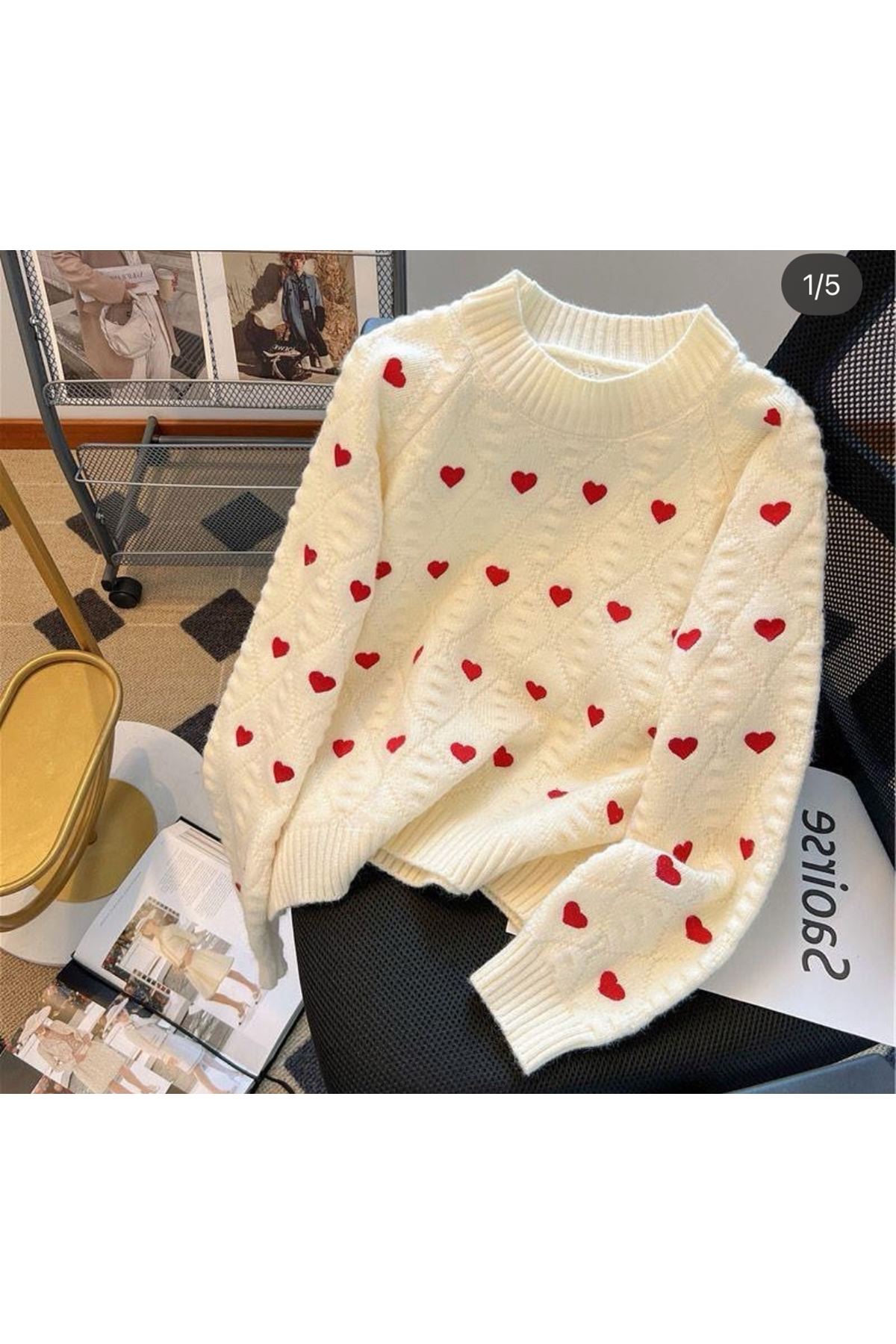 ملابس نسائية شتوية بلوز 