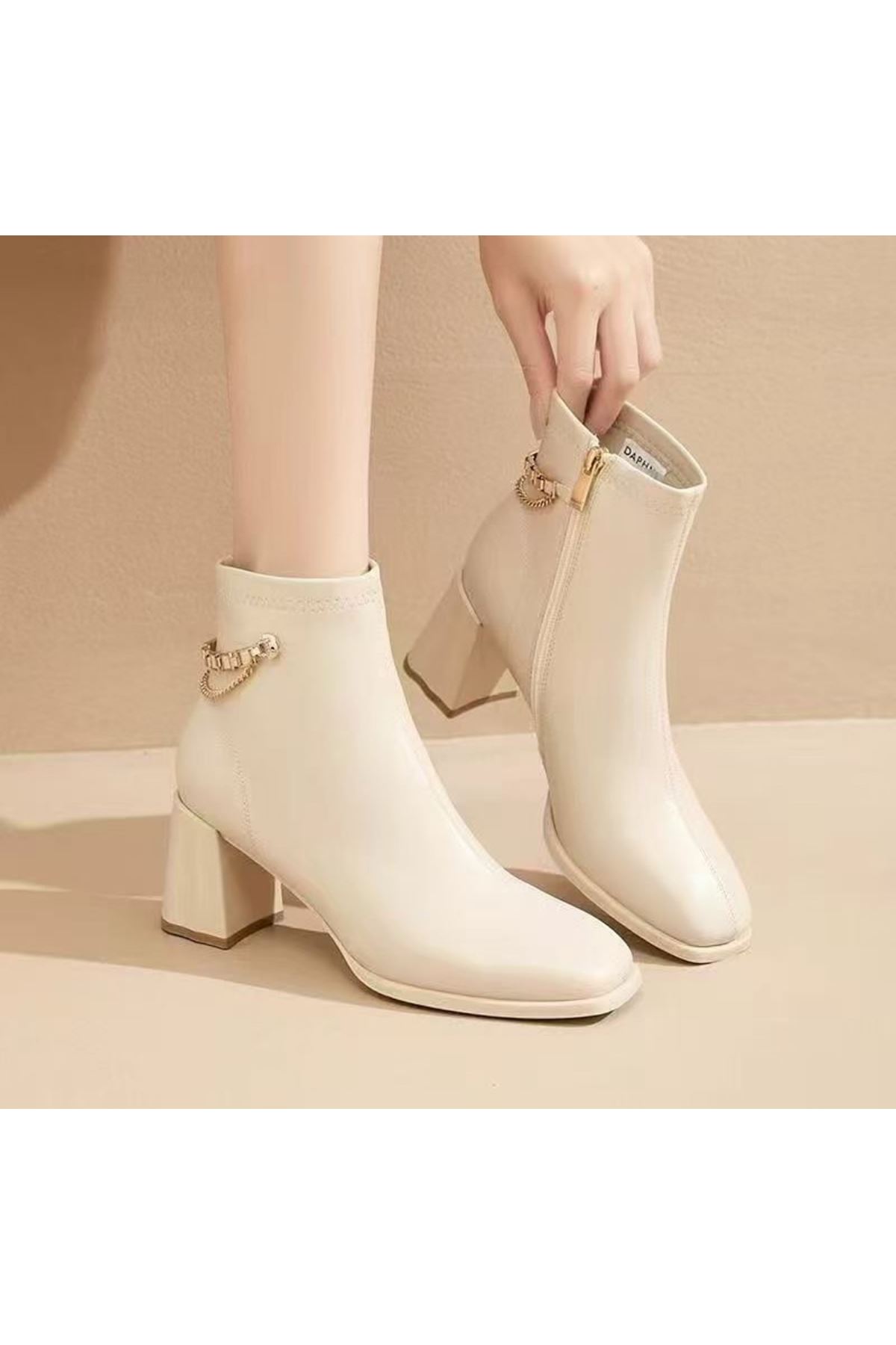 أحذية نسائية شتوية بوت قصيرة كعب 