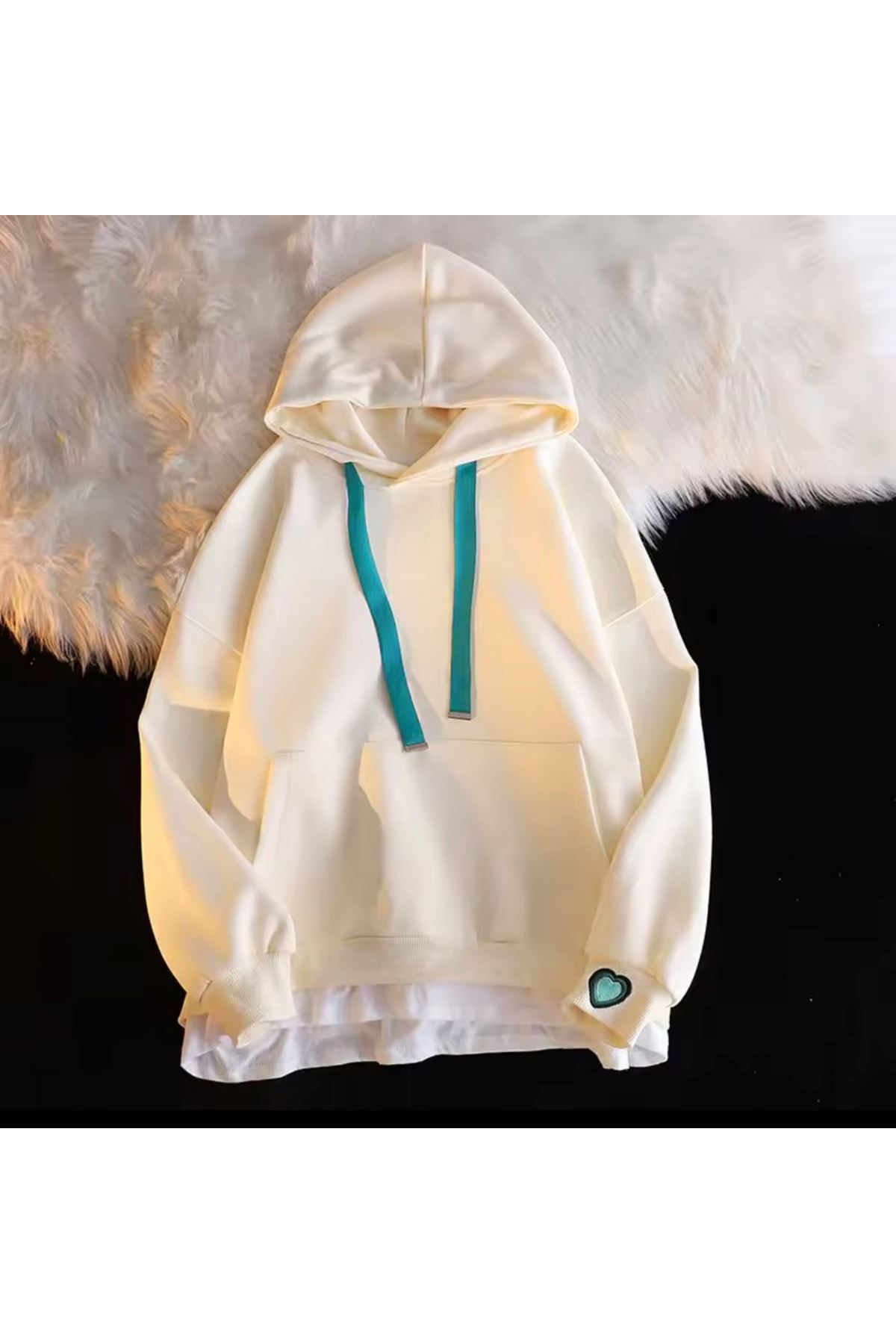 ملابس نسائية شتوية هودي