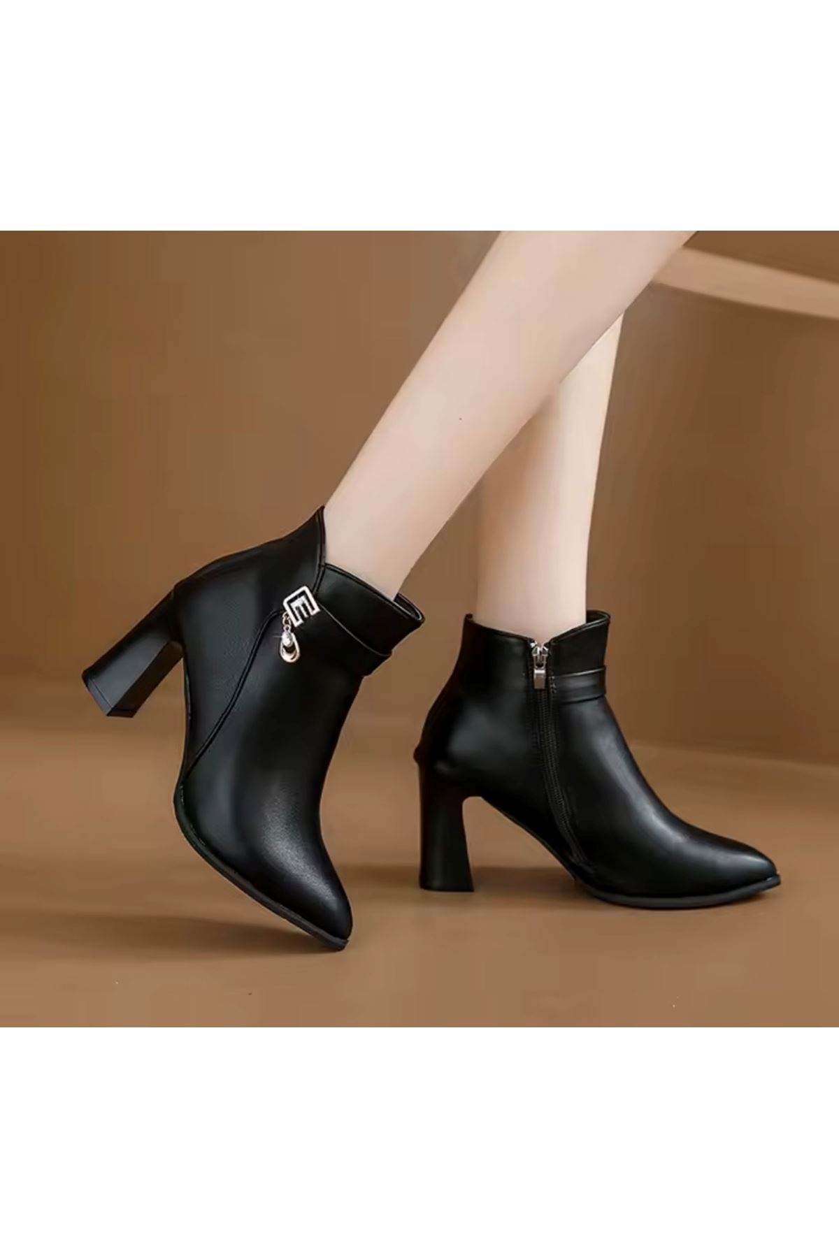 احذية نسائية شتوية بوت قصير كعب 