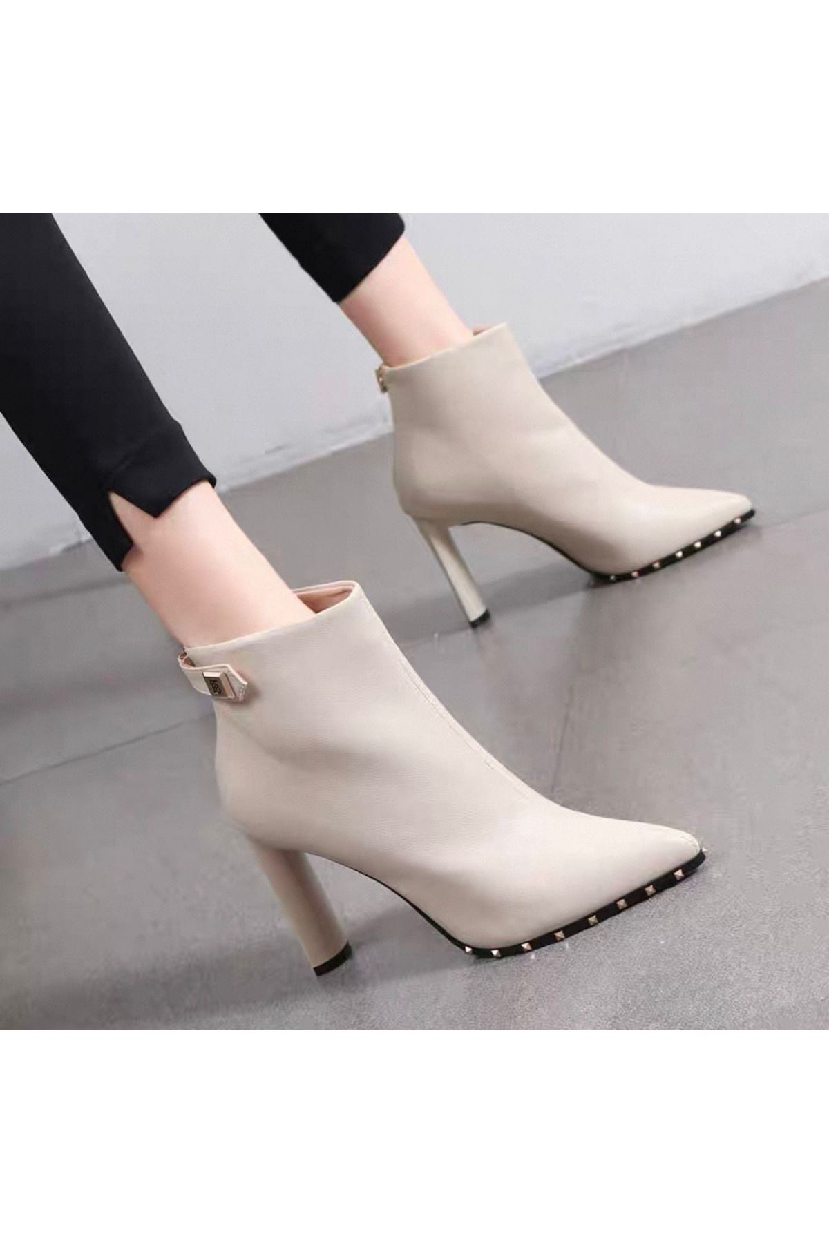 أحذية نسائي شتوية بوت قصير كعب 