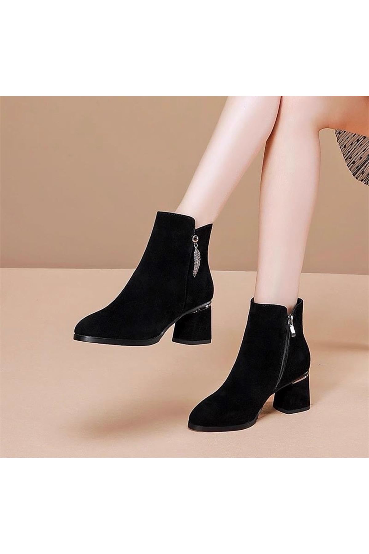 احذية نسائية شتوية بوت قصير كعب