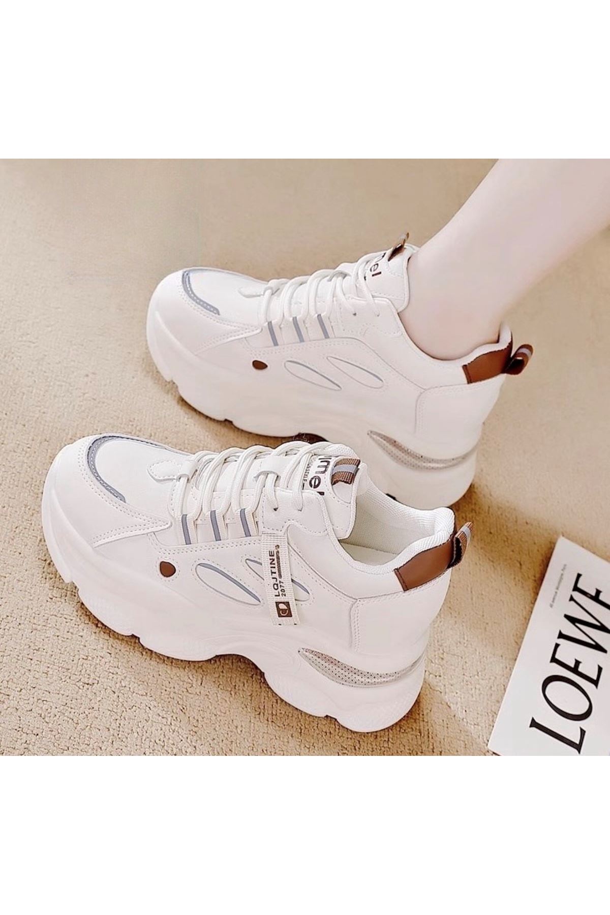 اخدية نسائية شتوية ترانشوز