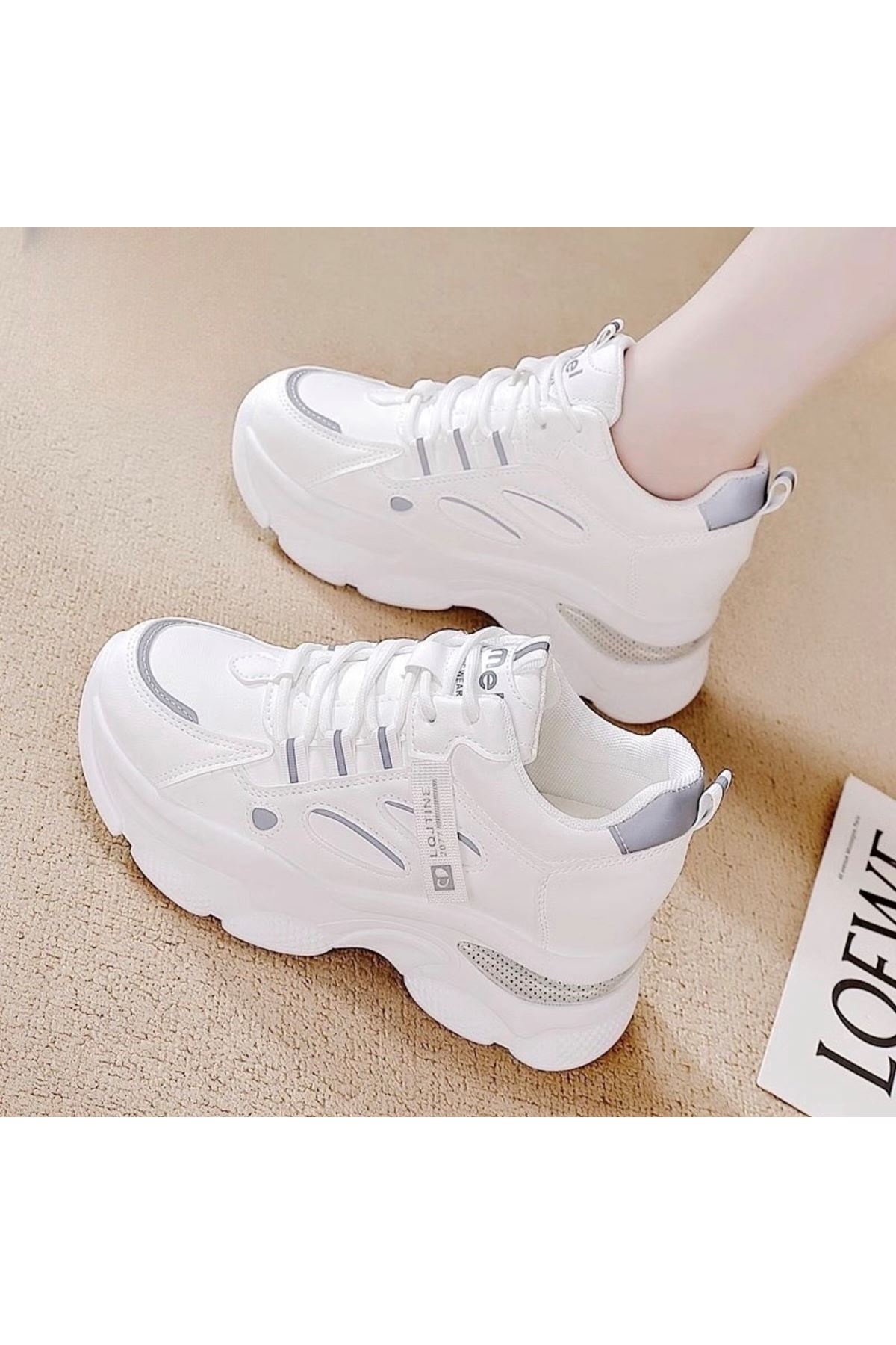 اخدية نسائية شتوية ترانشوز