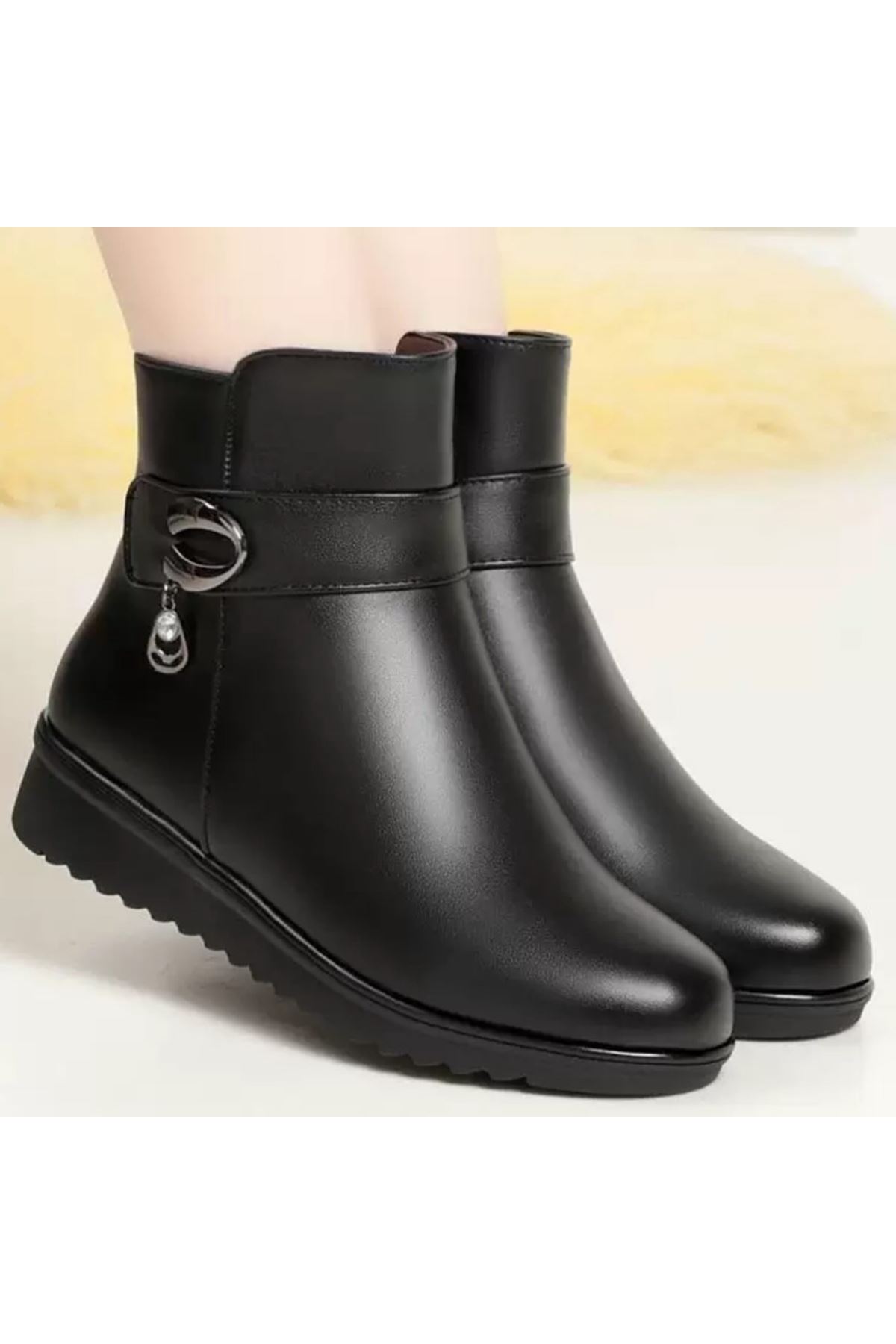 احذية نسائية شتوية بوت قصير كعب