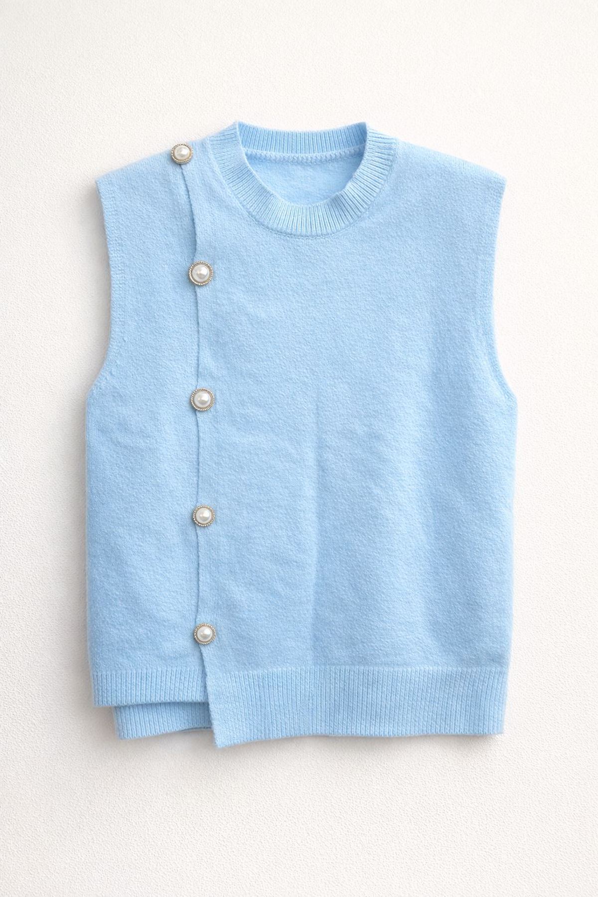 ملابس نسائية شتوية بلوز