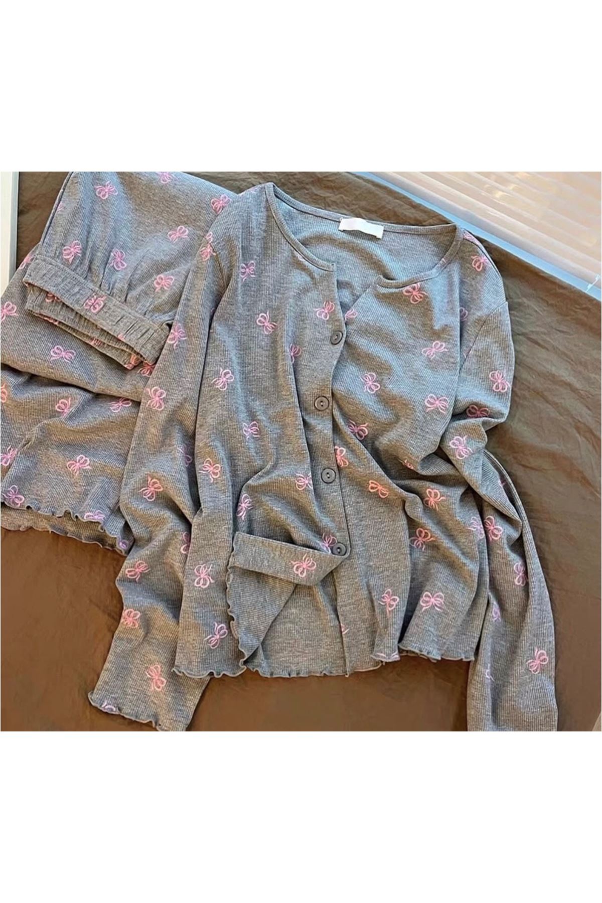 ملابس نسائية شتوية تراك 