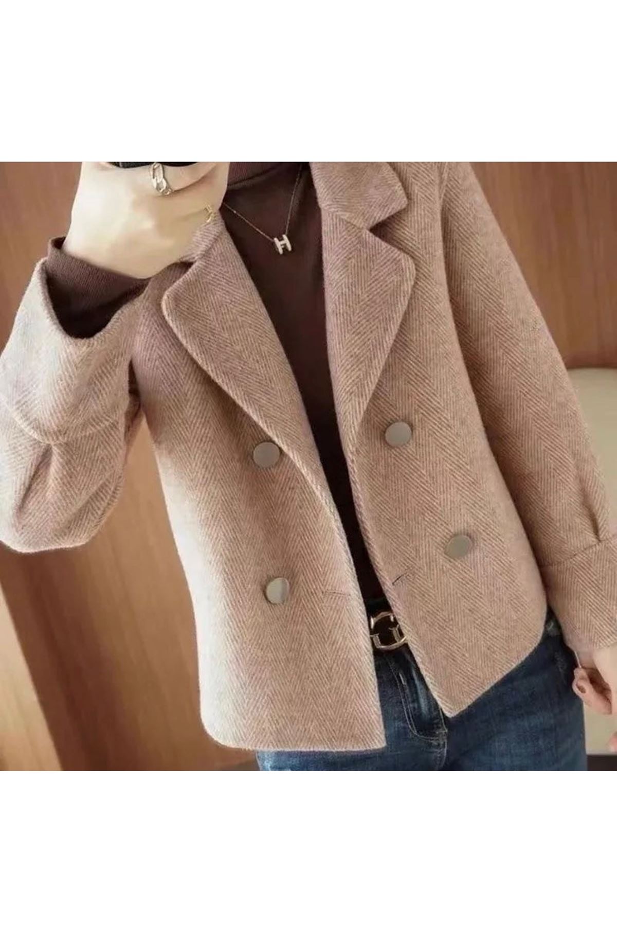 ملابس نسائية شتوية جاكيت 