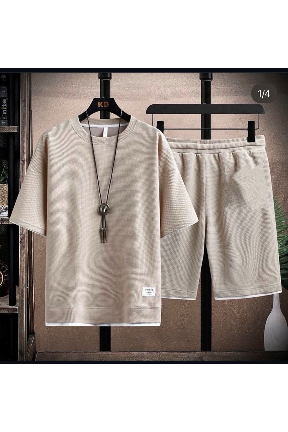 ملابس رجالية صيفية تراك