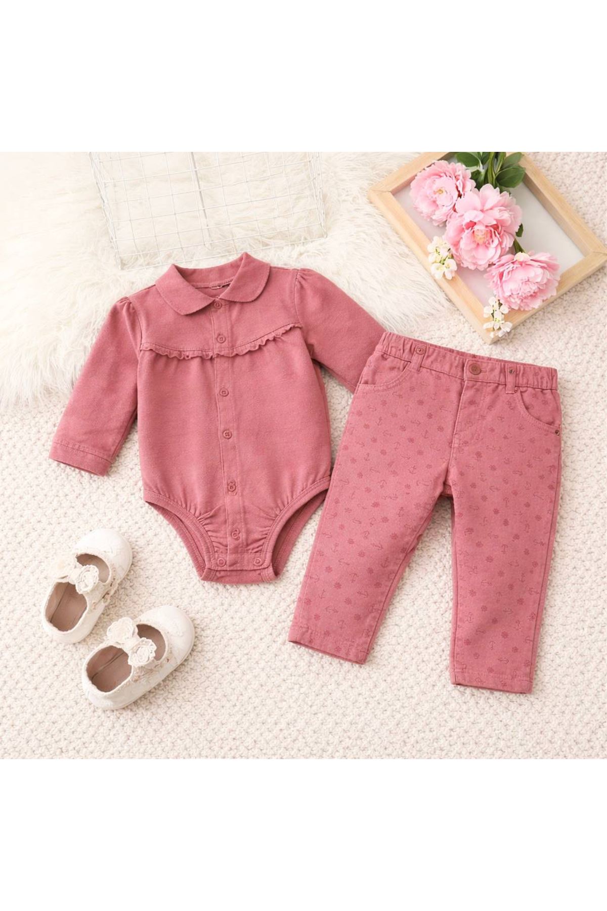 طفل بنت صيفية قاط