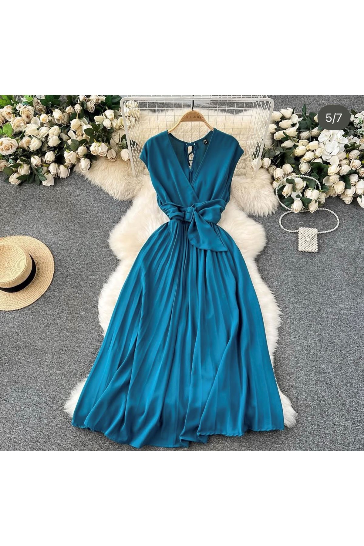 ملابس نسائية صيفية فستان 