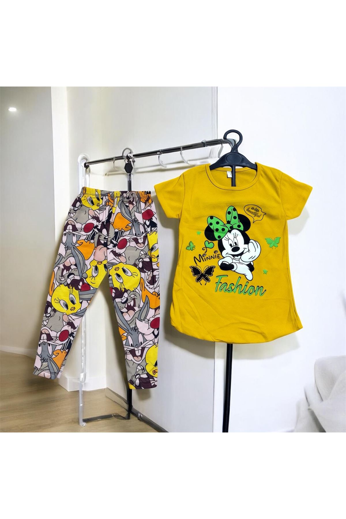 طفل بنت صيفية تراك