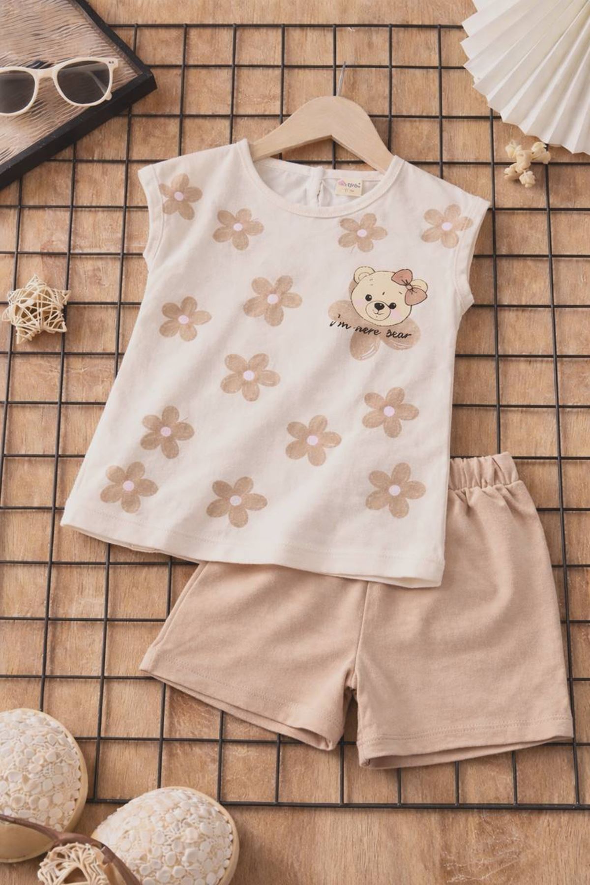 طفل بنت صيفية تراك