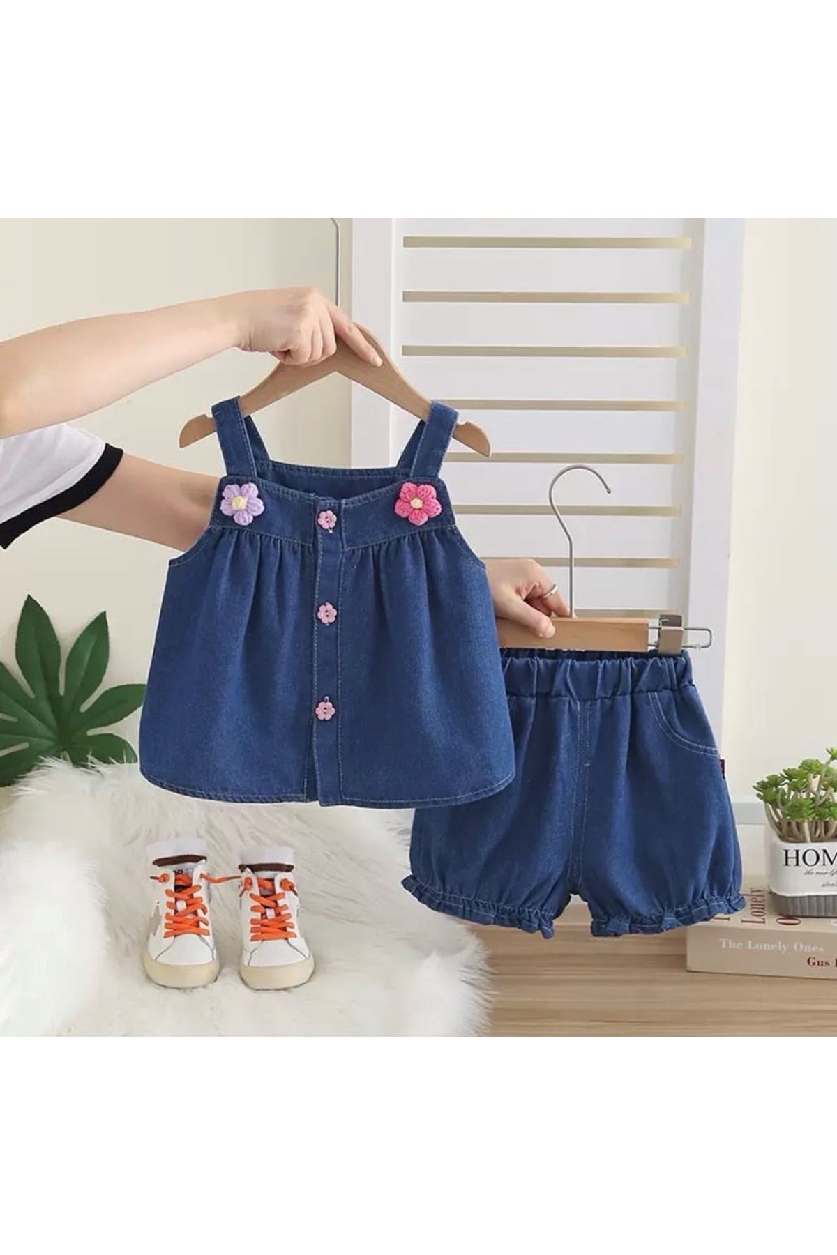 طفل بنت صيفية قاط