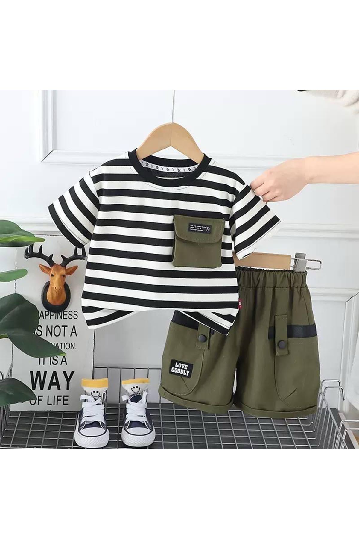 طفل ولد صيفية قاط