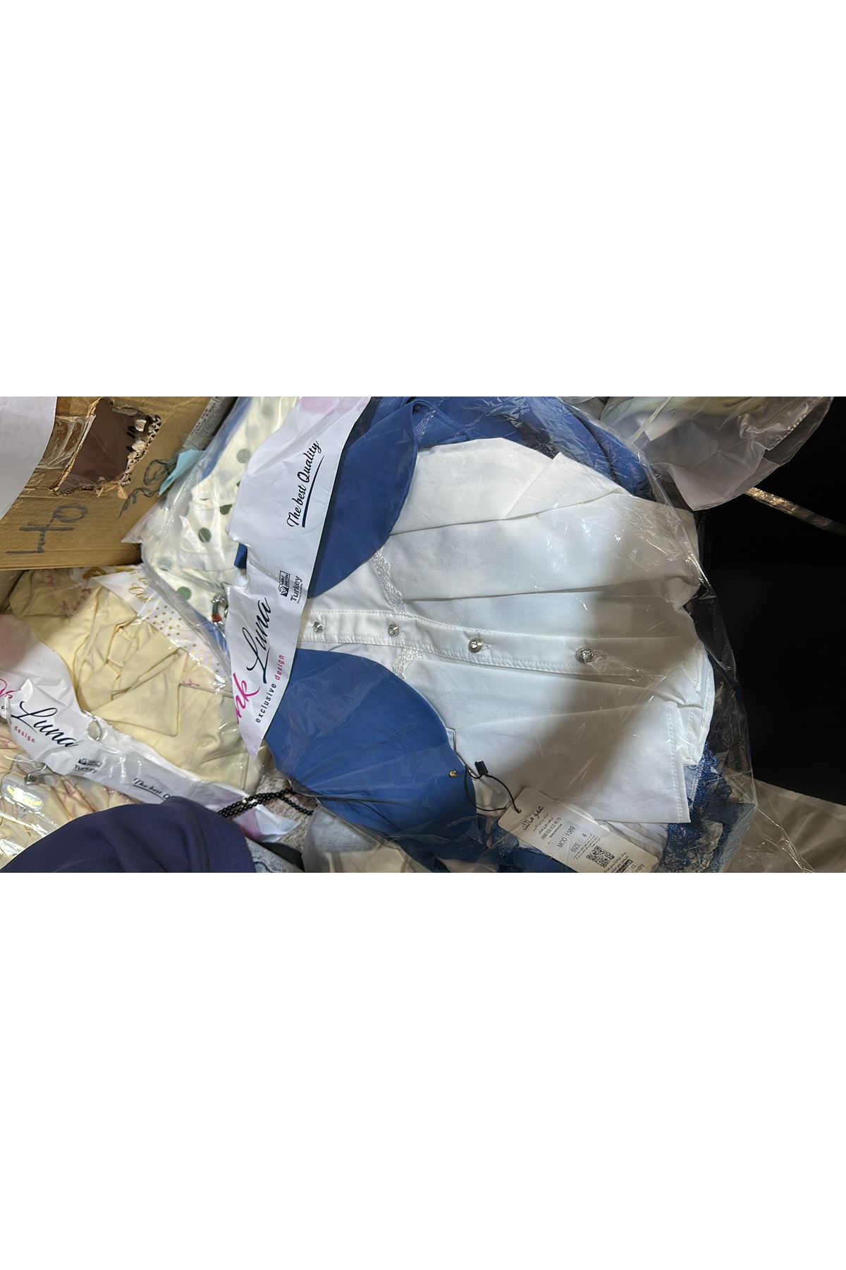 طفل بنت صيفية تنورة وجاكيت 