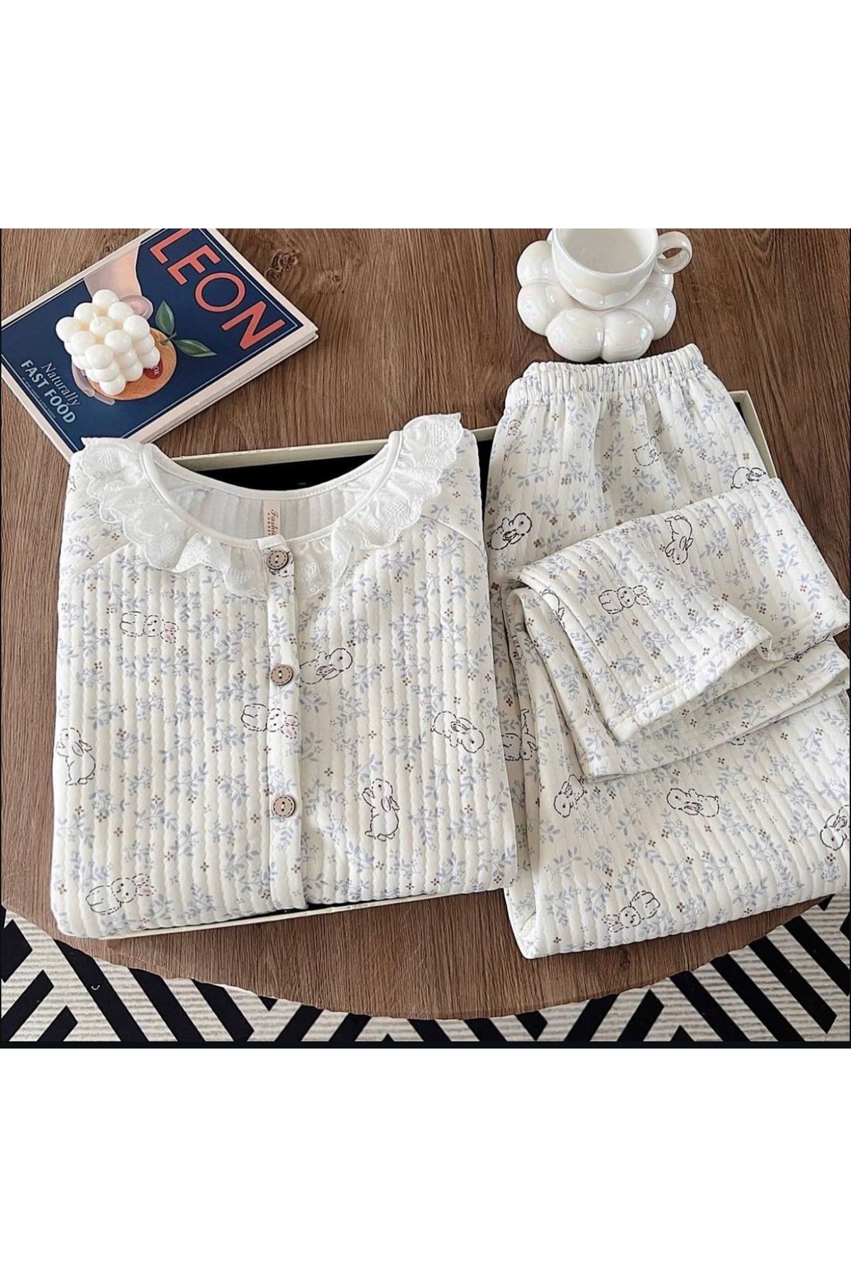 ملابس نسائية شتوية تراك