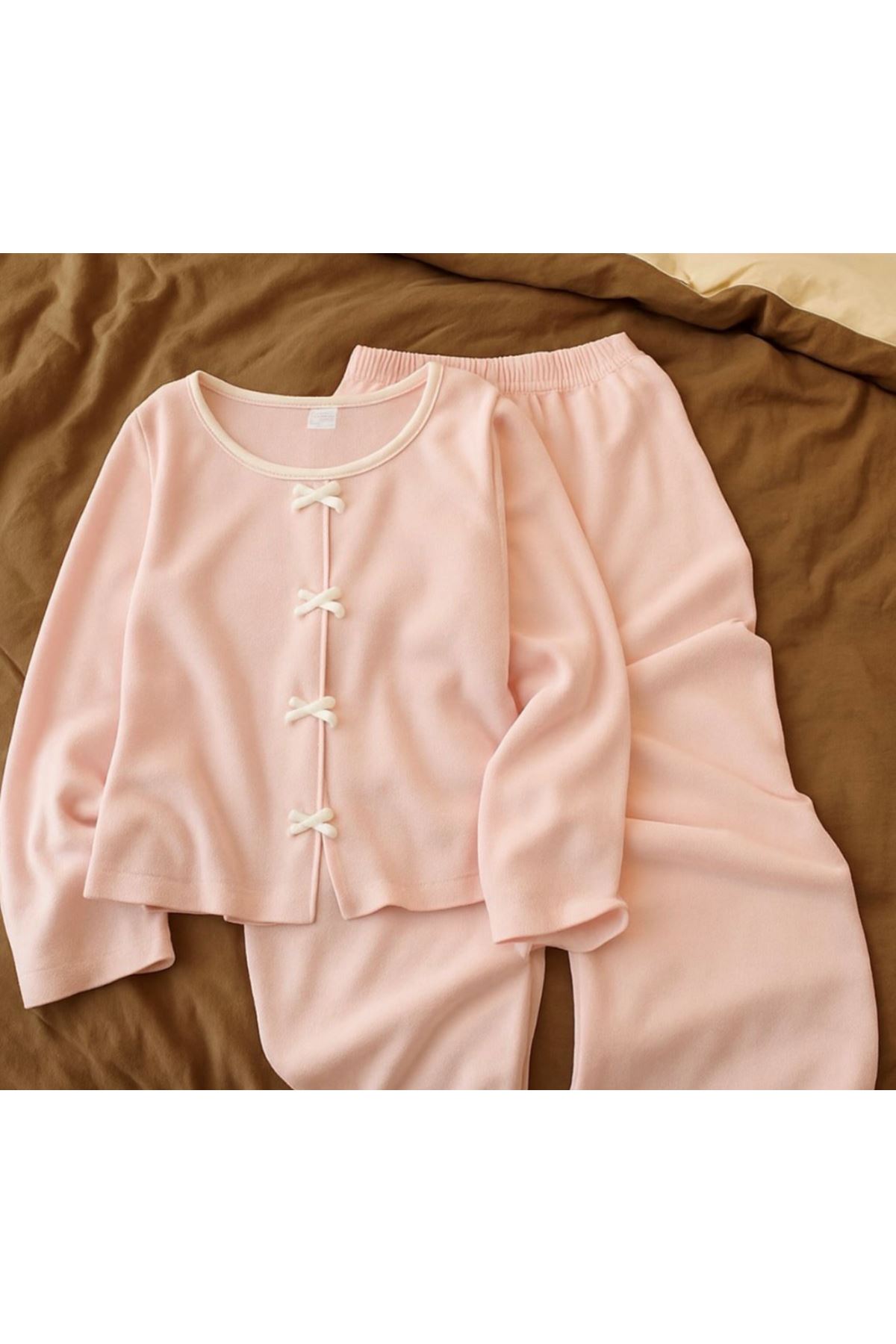 ملابس نسائية شتوية تراك