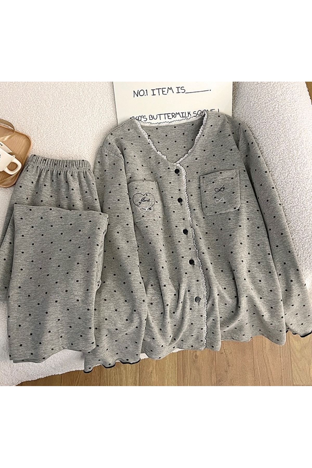 ملابس نسائية شتوية تراك   