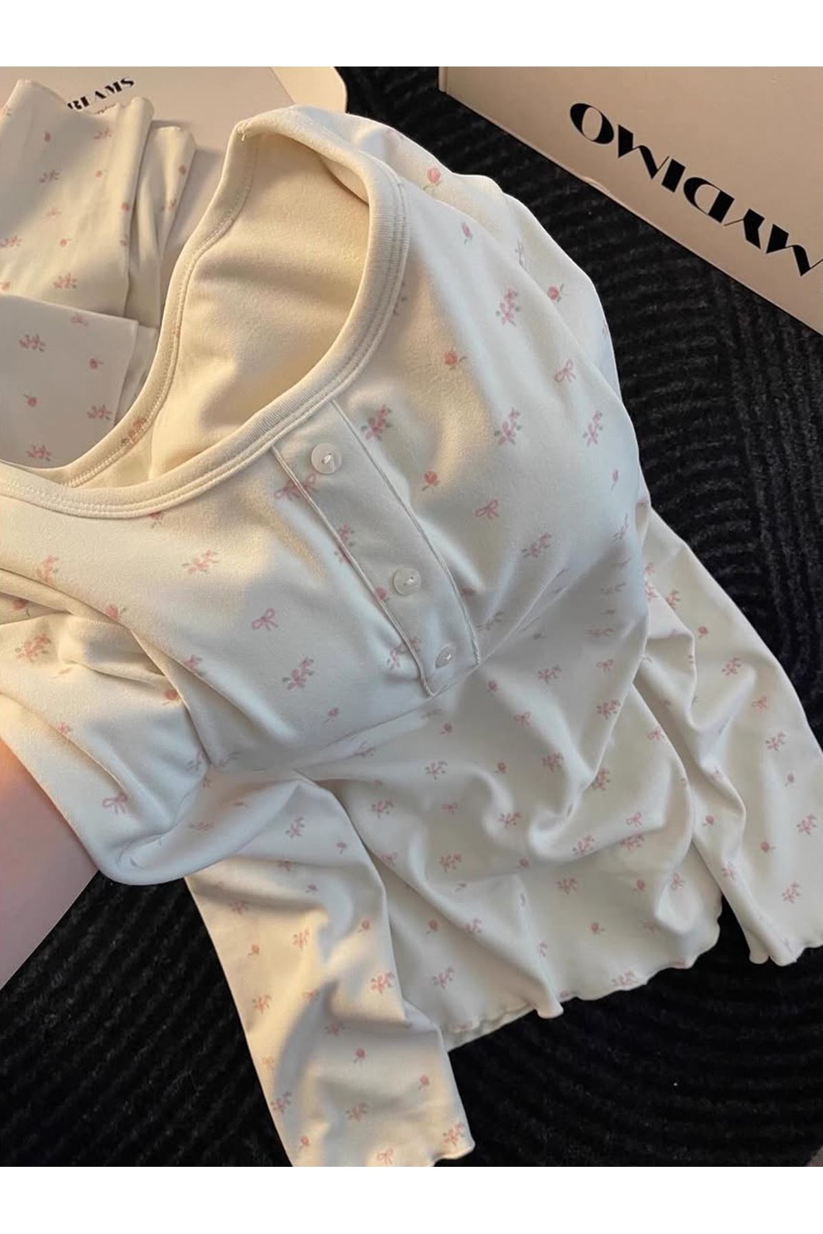 ملابس نسائية شتوية تراك