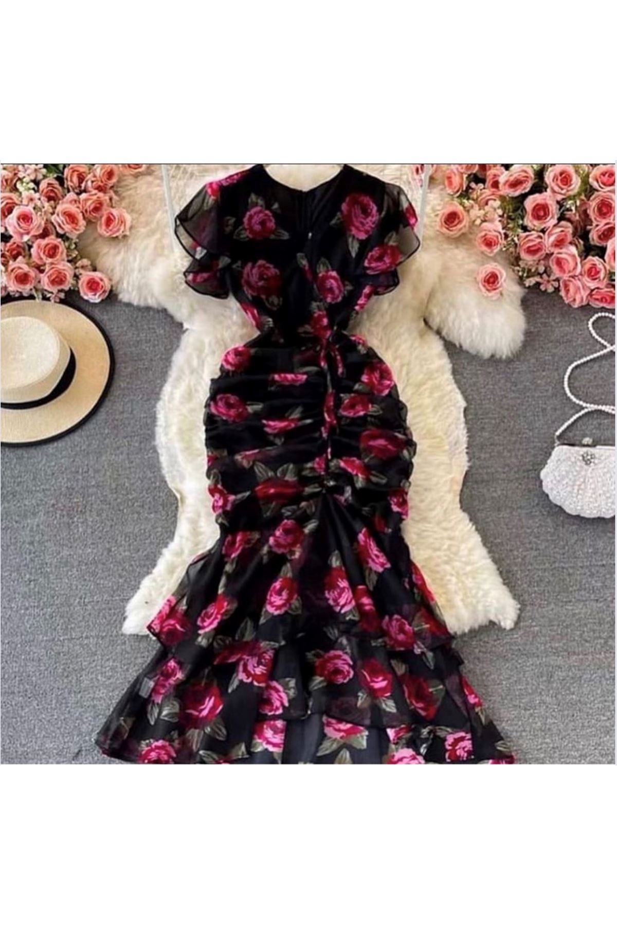 ملابس نسائية صيفية فستان