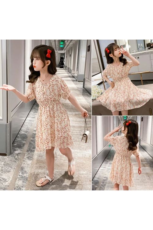 طفل بنت صيفية فستان