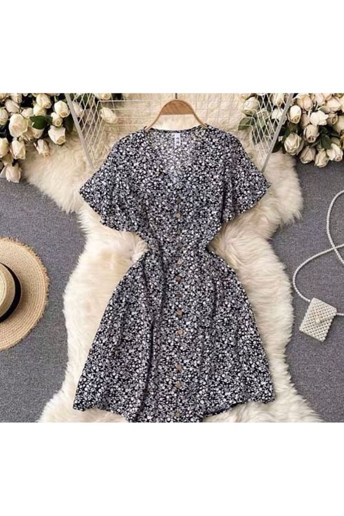 ملابس نسائية صيفية فستان