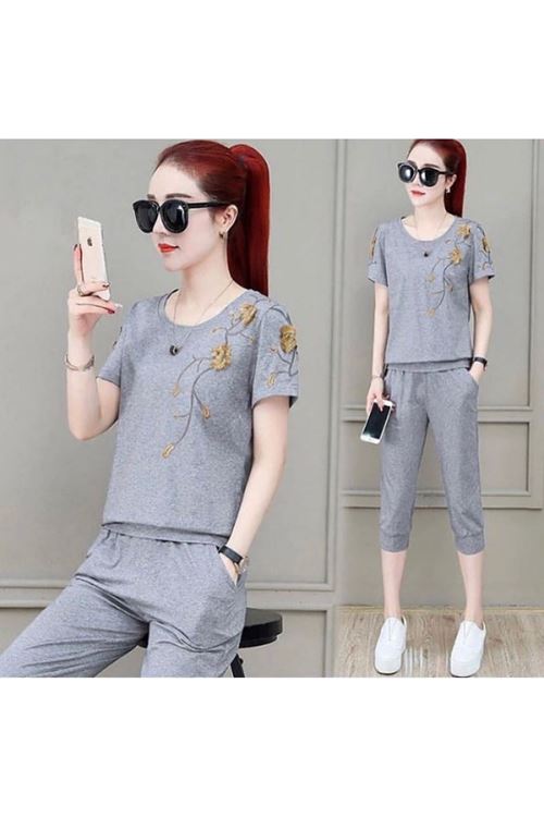 ملابس نسائية صيفية  تراك