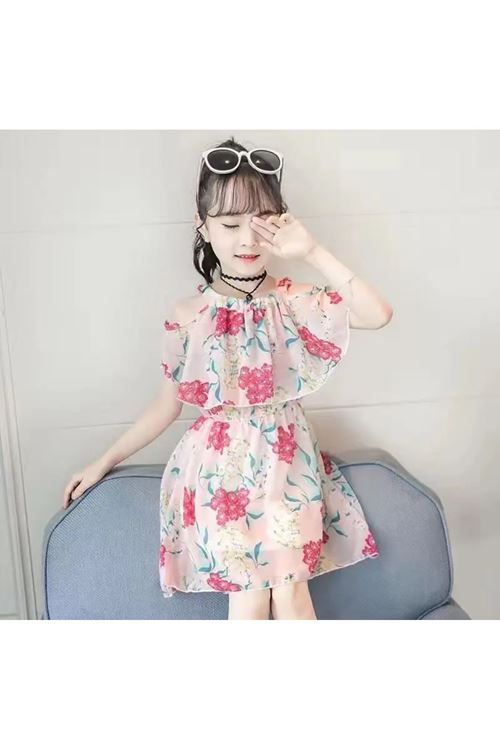 طفل بنت صيفية فستان