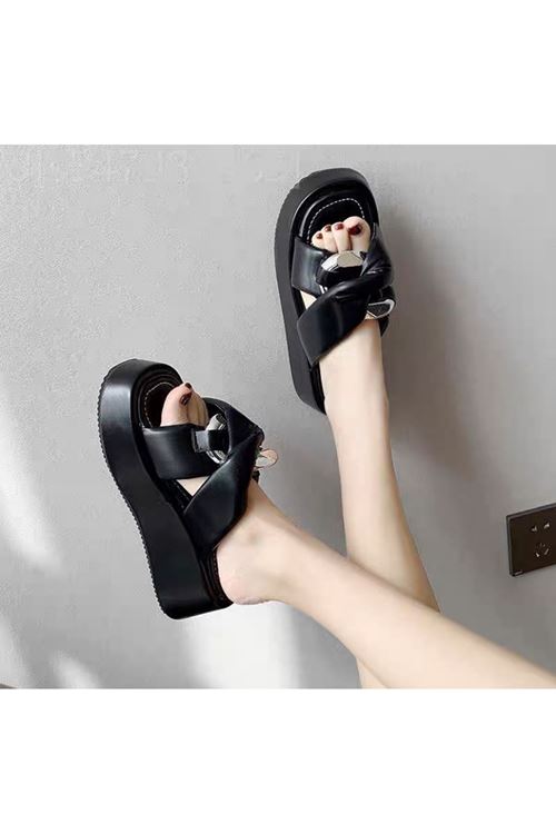  ‎الأحذية النسائية  الصيفية  شحاته