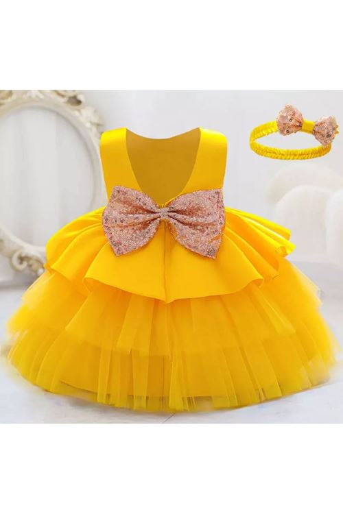 طفل بنت صيفية فستان