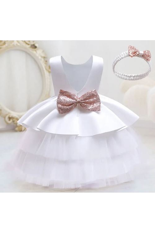 طفل بنت صيفية فستان