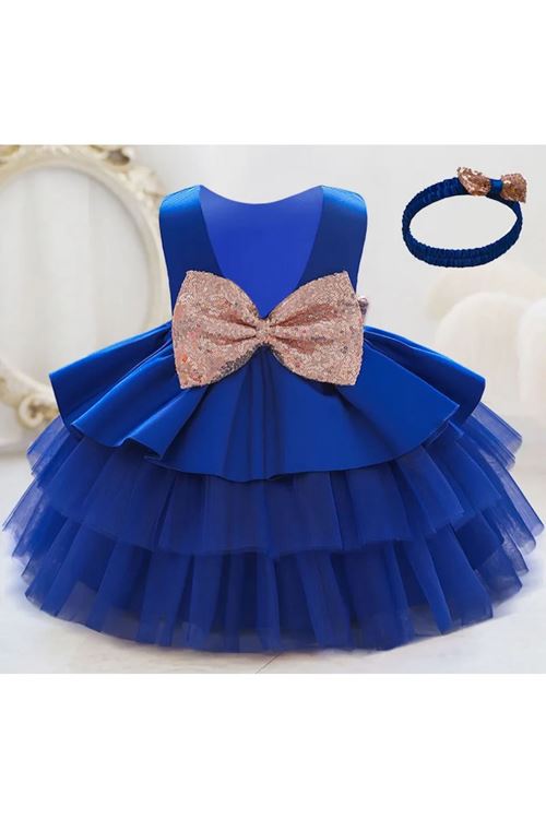 طفل بنت صيفية فستان