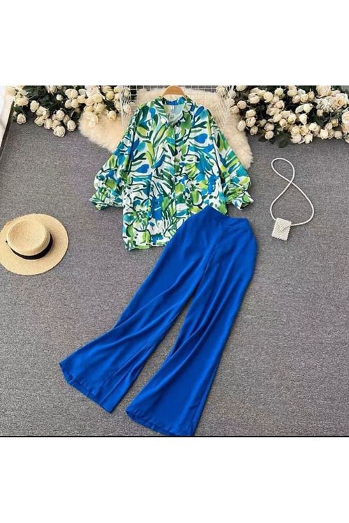 ملابس نسائية صيفية قاط