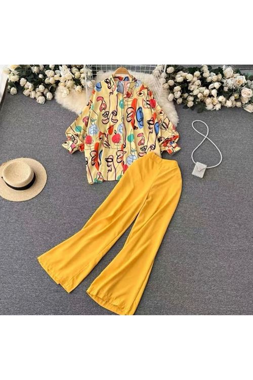 ملابس نسائية صيفية قاط