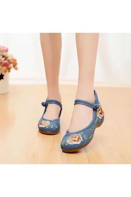 الأحذية النسائية الصيفية  فلات	