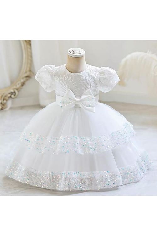 طفل بنت صيفية فستان