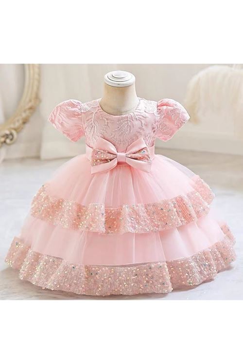 طفل بنت صيفية فستان