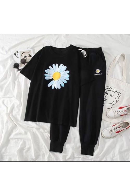 ملابس نسائية صيفية تراك