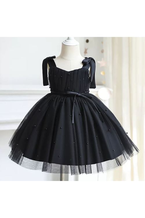 طفل بنت صيفية فستان