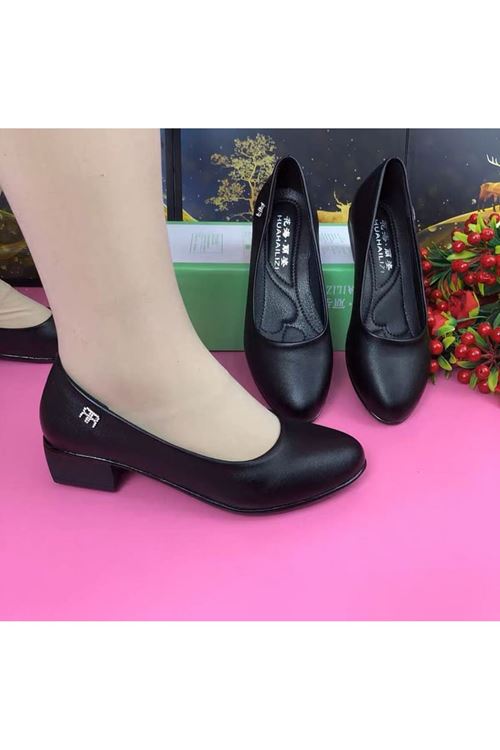 الأحذية النسائية الصيفية حذاء كعب